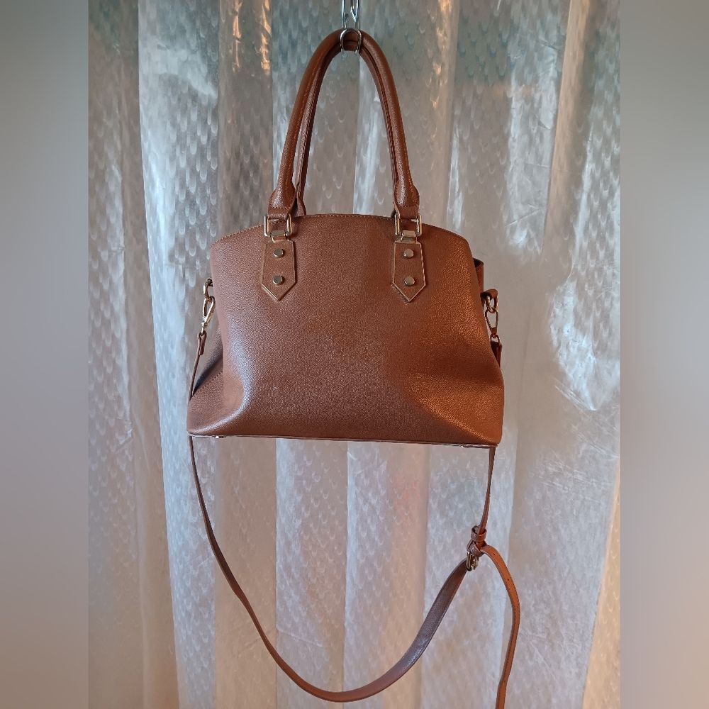 Miztique Elegant Tan Leather Handbag